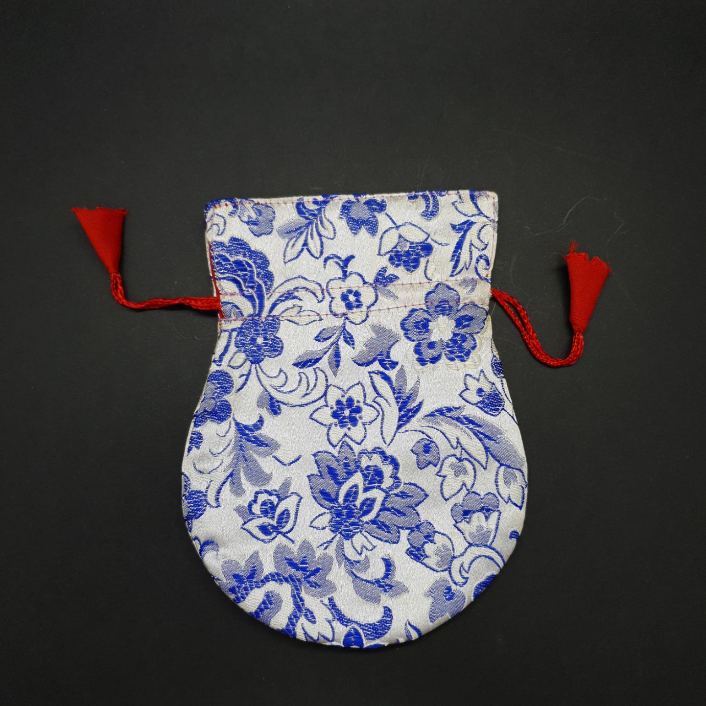 Bolsinha - Malas - Pequena Estampa:branco com Azul Floral