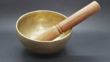 Carregar e reproduzir vídeo no visualizador da galeria, BOWL TIBETANO LISO MÉDIO FEITO A MÃO
